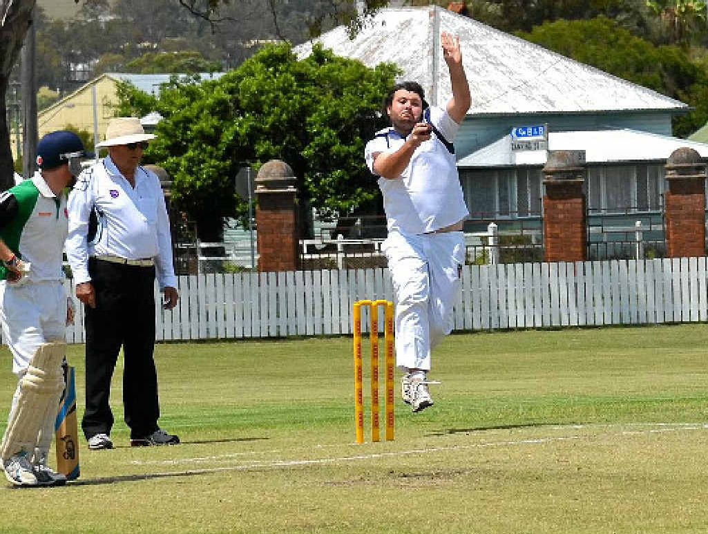 PACEMAN: Dave Walker bowls for Maryvale at Slade Park. PACEMAN: Dave Walker bowls for Maryvale at Slade Park.